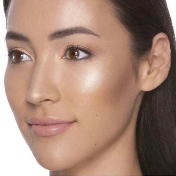 Too faced💖 - Picture 8 of 12